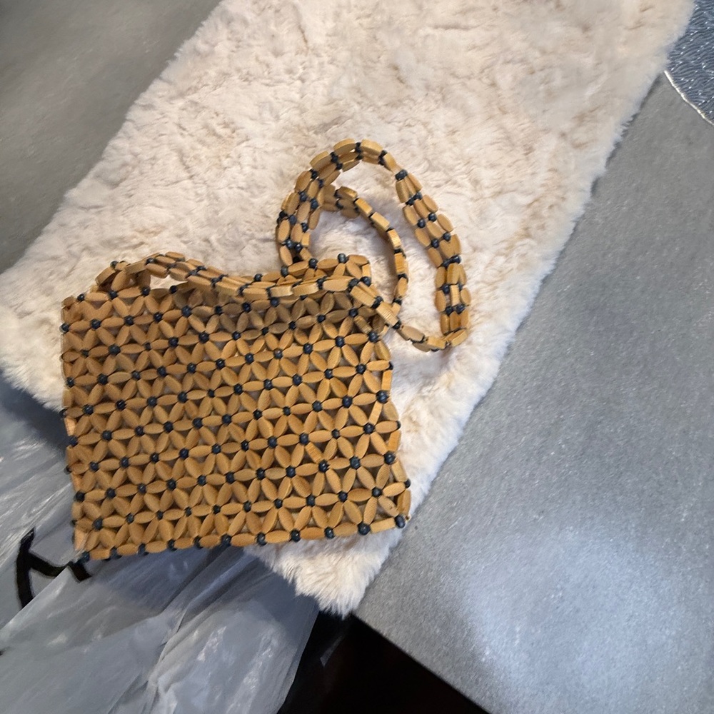 Charlotte Russe Wooden Bead Flower Shoulder Bag - Picture 8 of 13